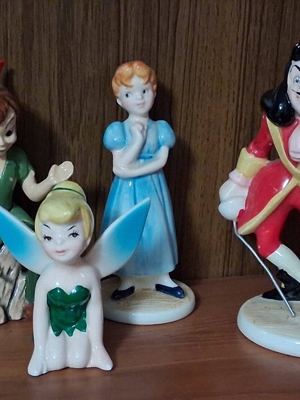 4 Vintage Japan Disney Peter Pan Ceramic Figures Hook Peter Tinker Bell Wendy